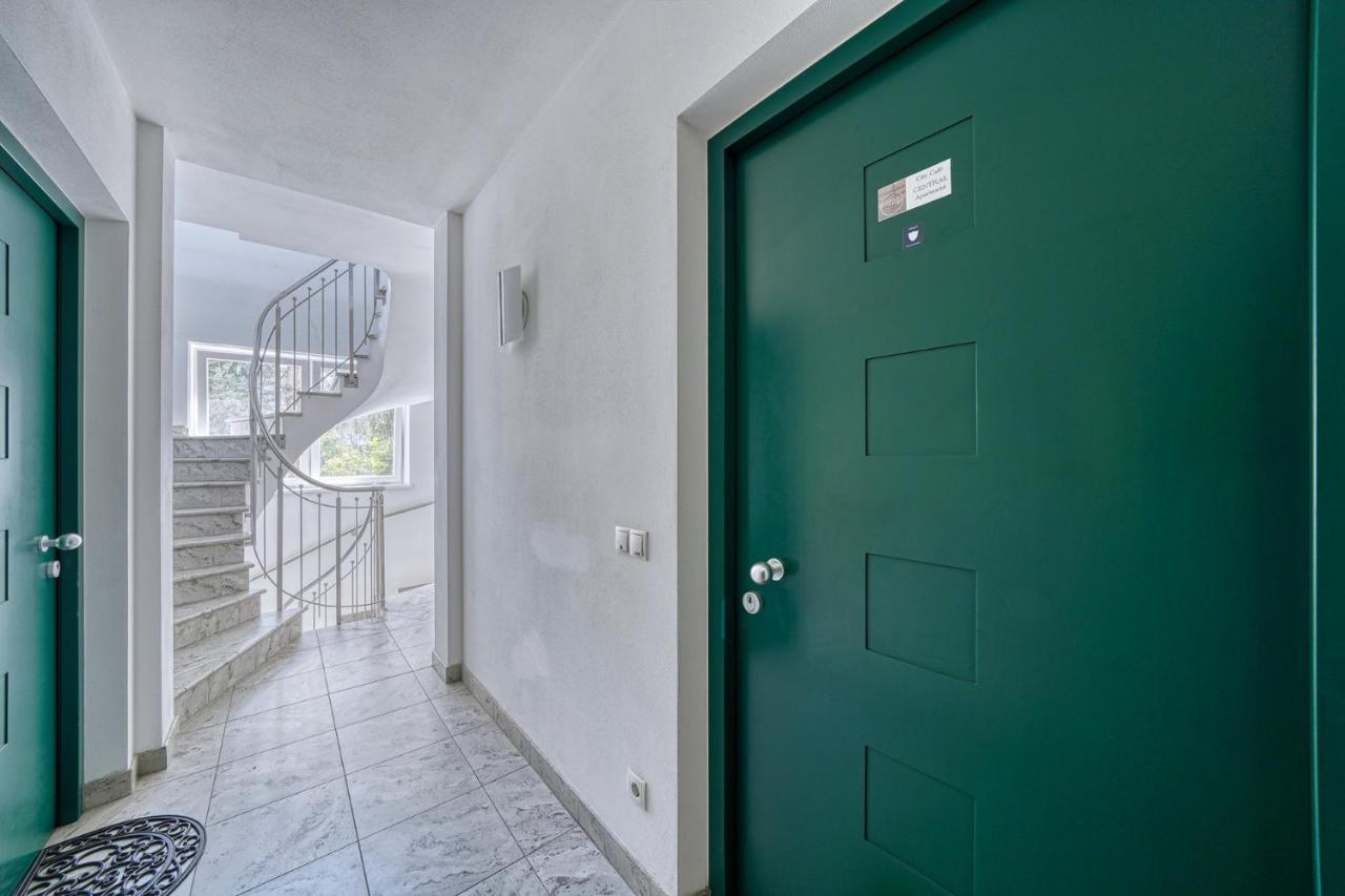 City Cafe - Central Apartment Brunico Exterior foto